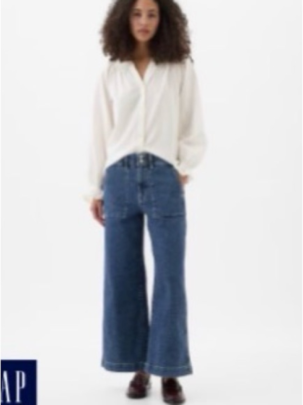 GAP High Rise Wide-Leg Utility
Crop Jeans